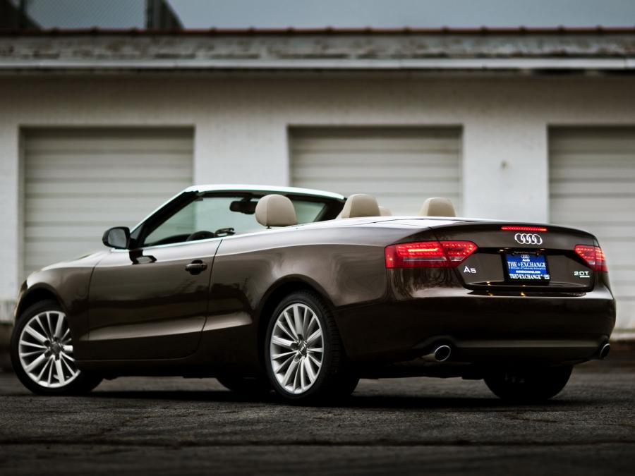  Audi A5 Cabriolet 2.0T 2009 года  (NA) (фото 16 из 17)